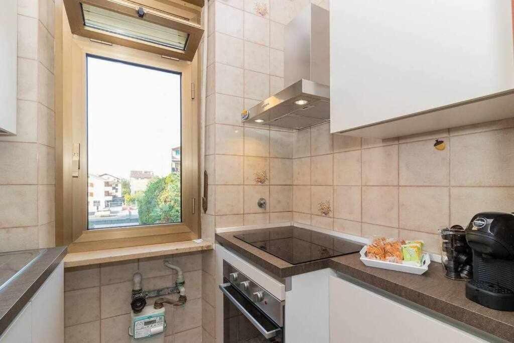 Appartamento A Pochi Passi Dalla Stazione Comodo A Coppie E Famiglie, Casa Ferrucci Collegno Kültér fotó